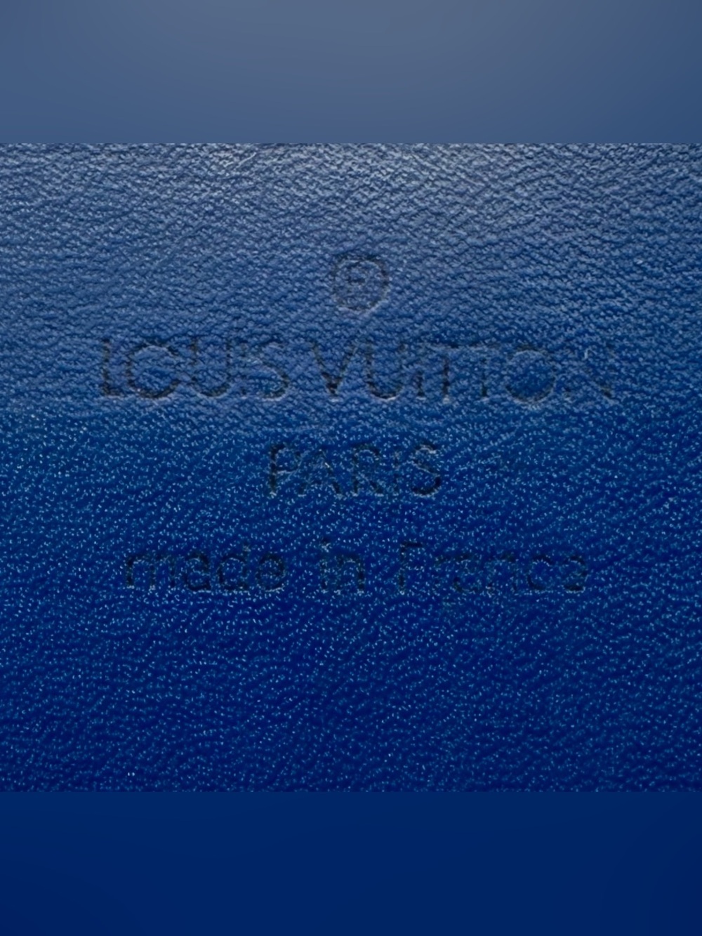 AUTHENTIC Louis Vuitton Compact Card Case Wallet. Blue. - Picture 13 of 13